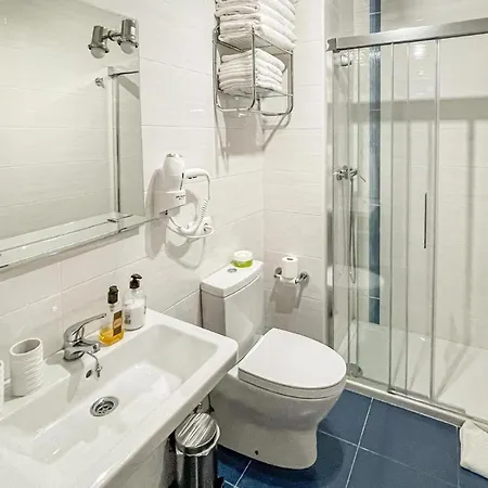 Cozy In With Wifi Apartment Estepona